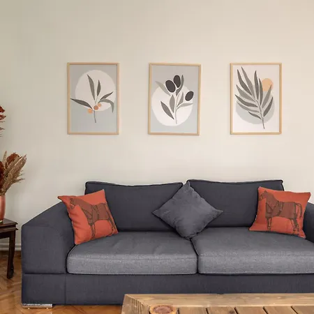 Apartment Spacious & Stylish 3br In The Heart Of The City