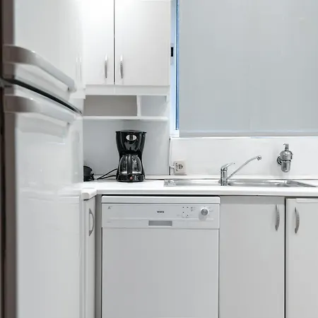 Spacious & Stylish 3br In The Heart Of The City *